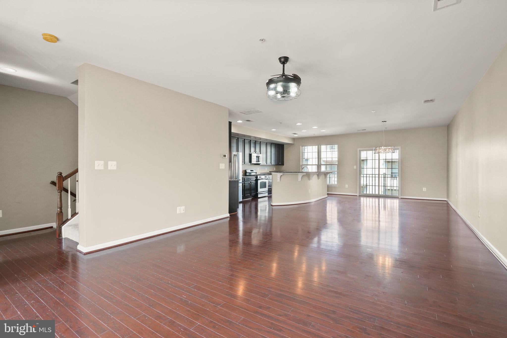 MADISON CRESCENT CONDOMINIUM - Residential