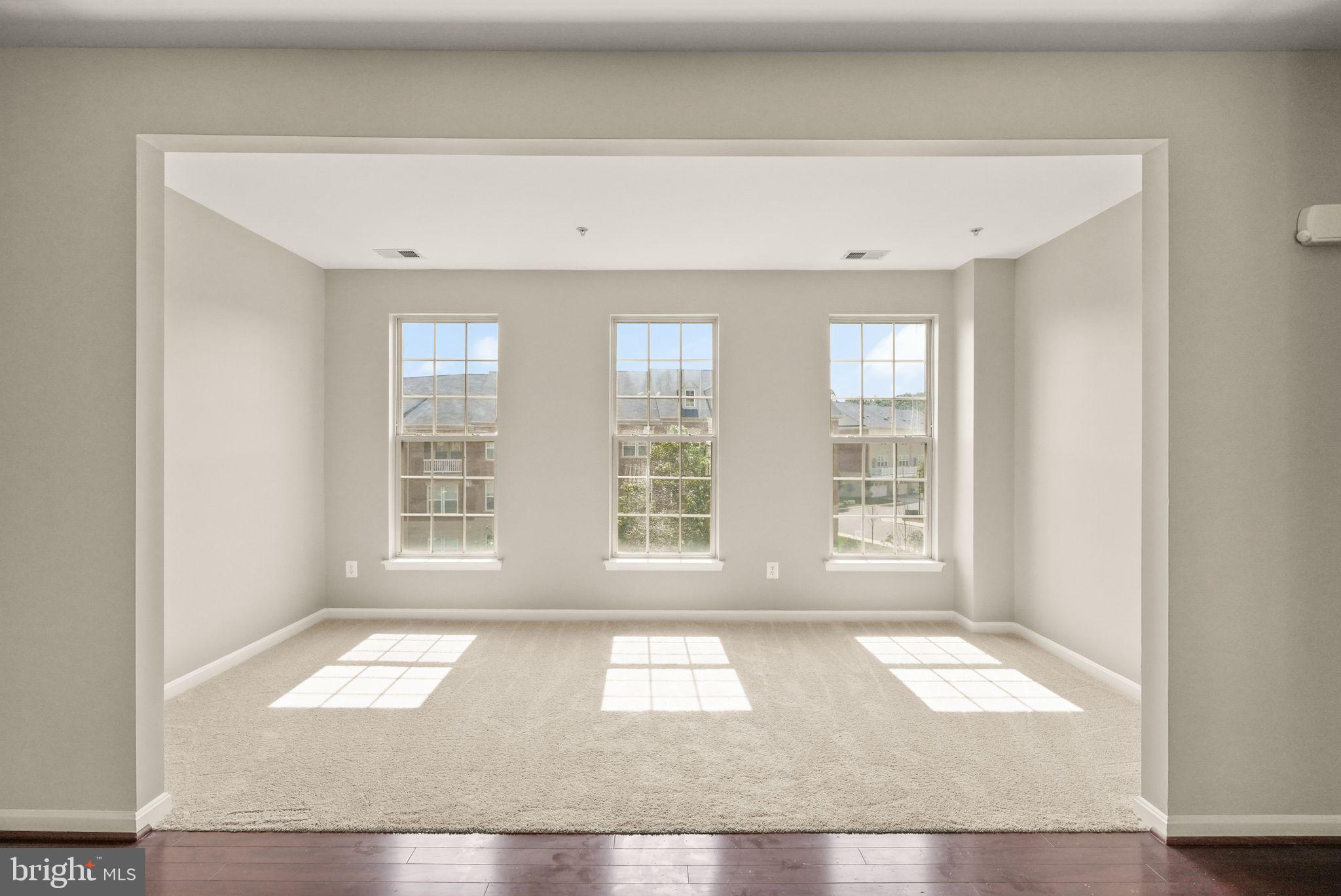 MADISON CRESCENT CONDOMINIUM - Residential