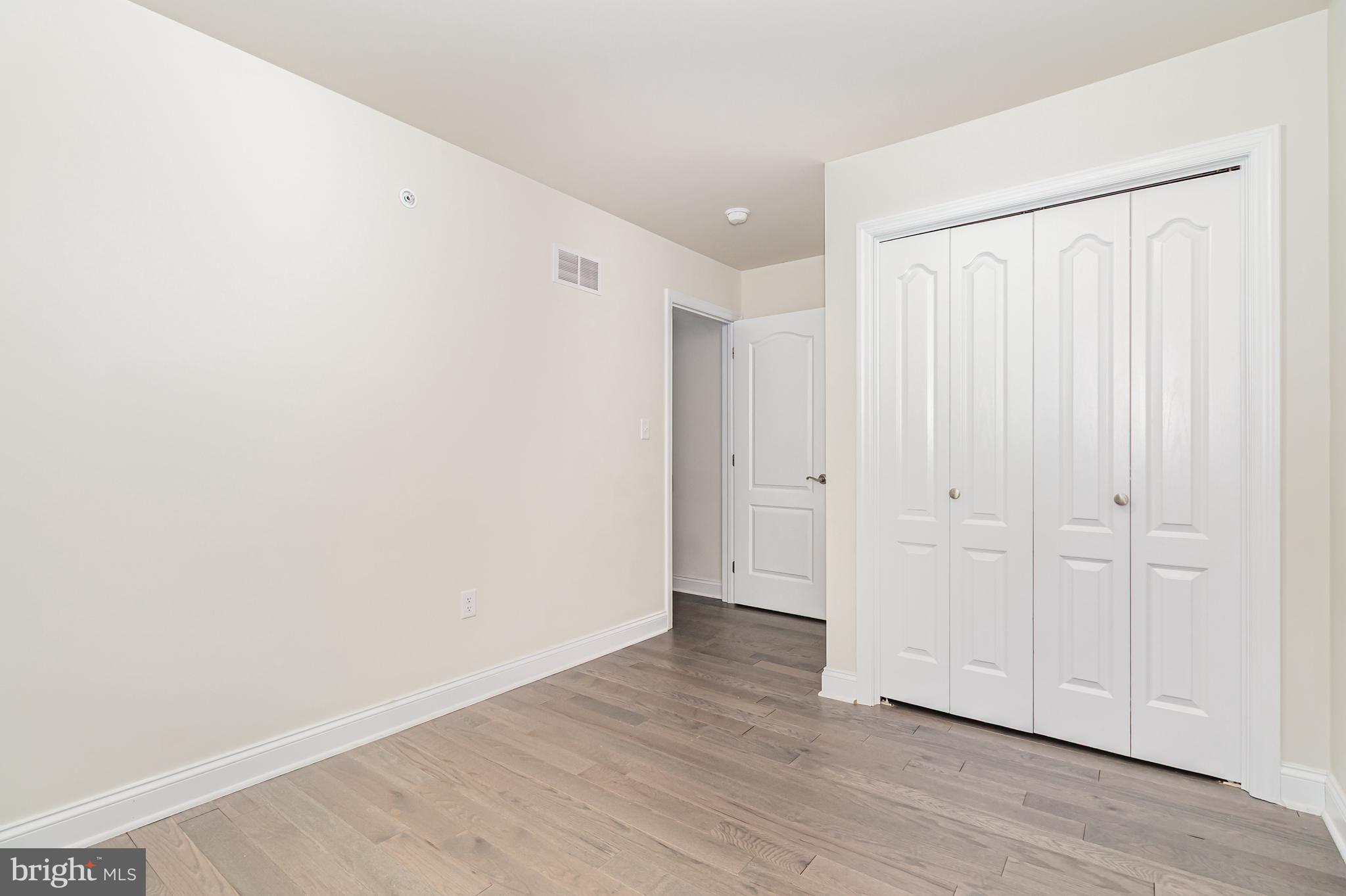 MAPLE RIDGE NORTH - Residential