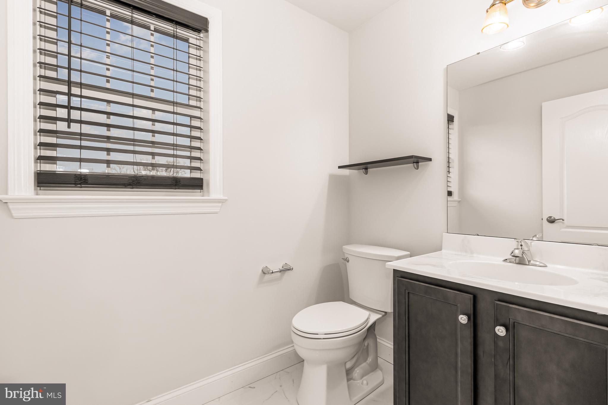 MAPLE RIDGE NORTH - Residential