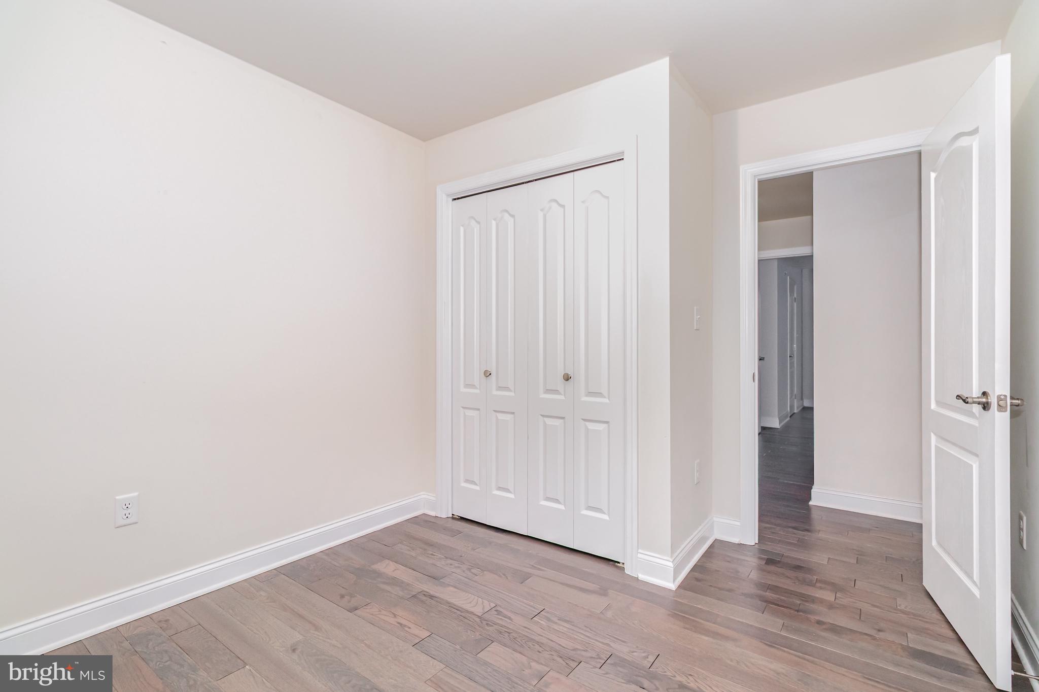 MAPLE RIDGE NORTH - Residential