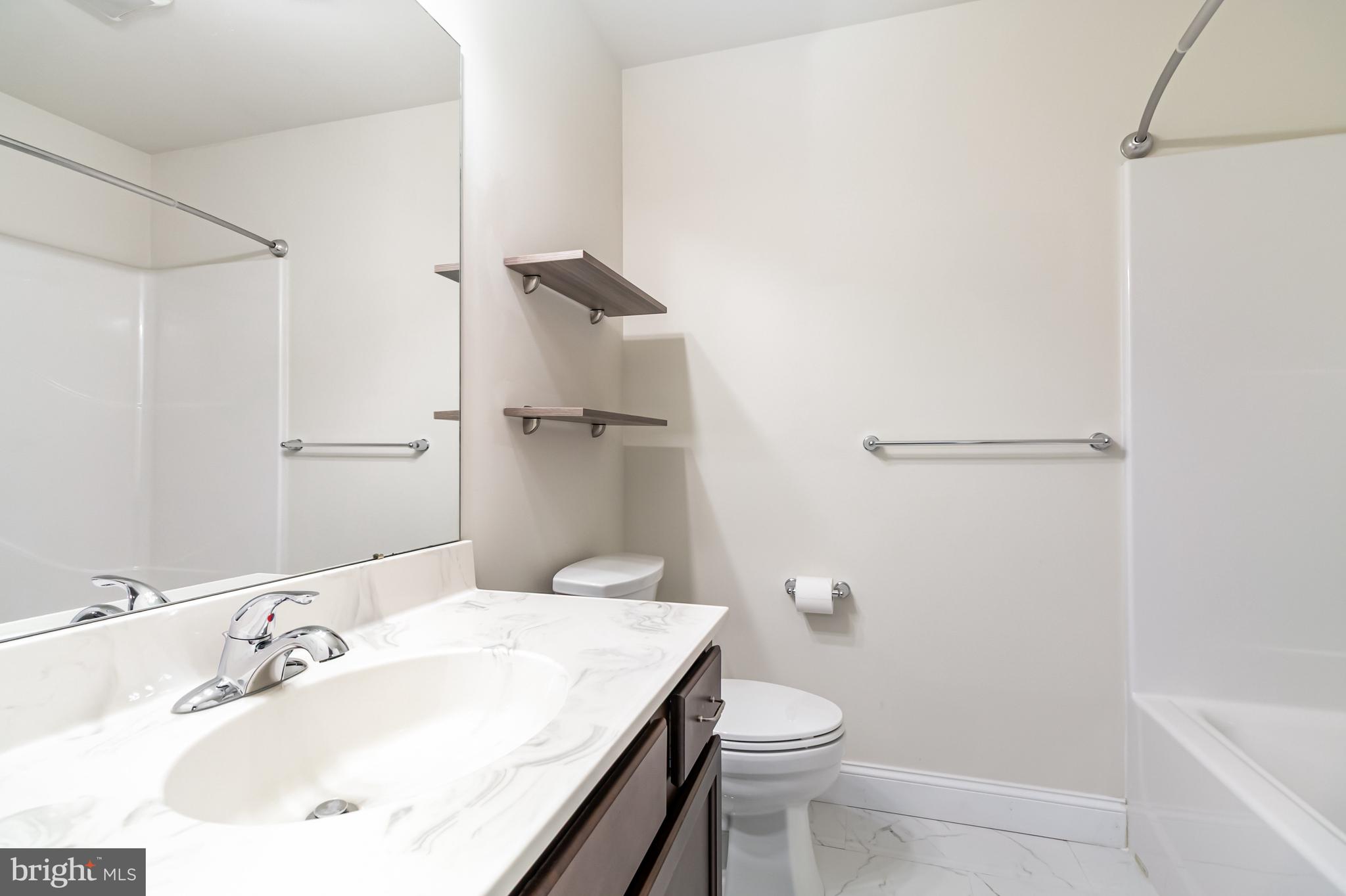 MAPLE RIDGE NORTH - Residential