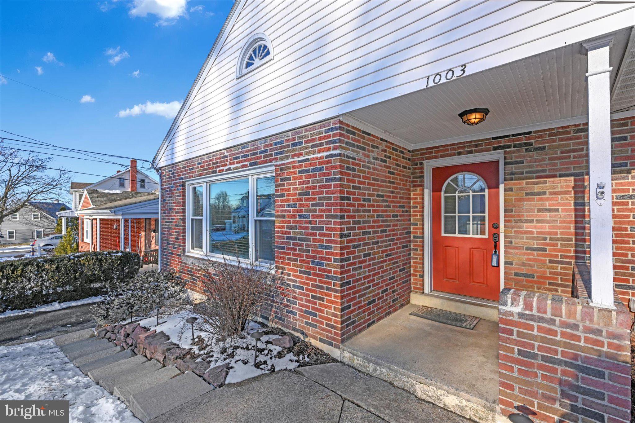 AKRON BOROUGH - Residential