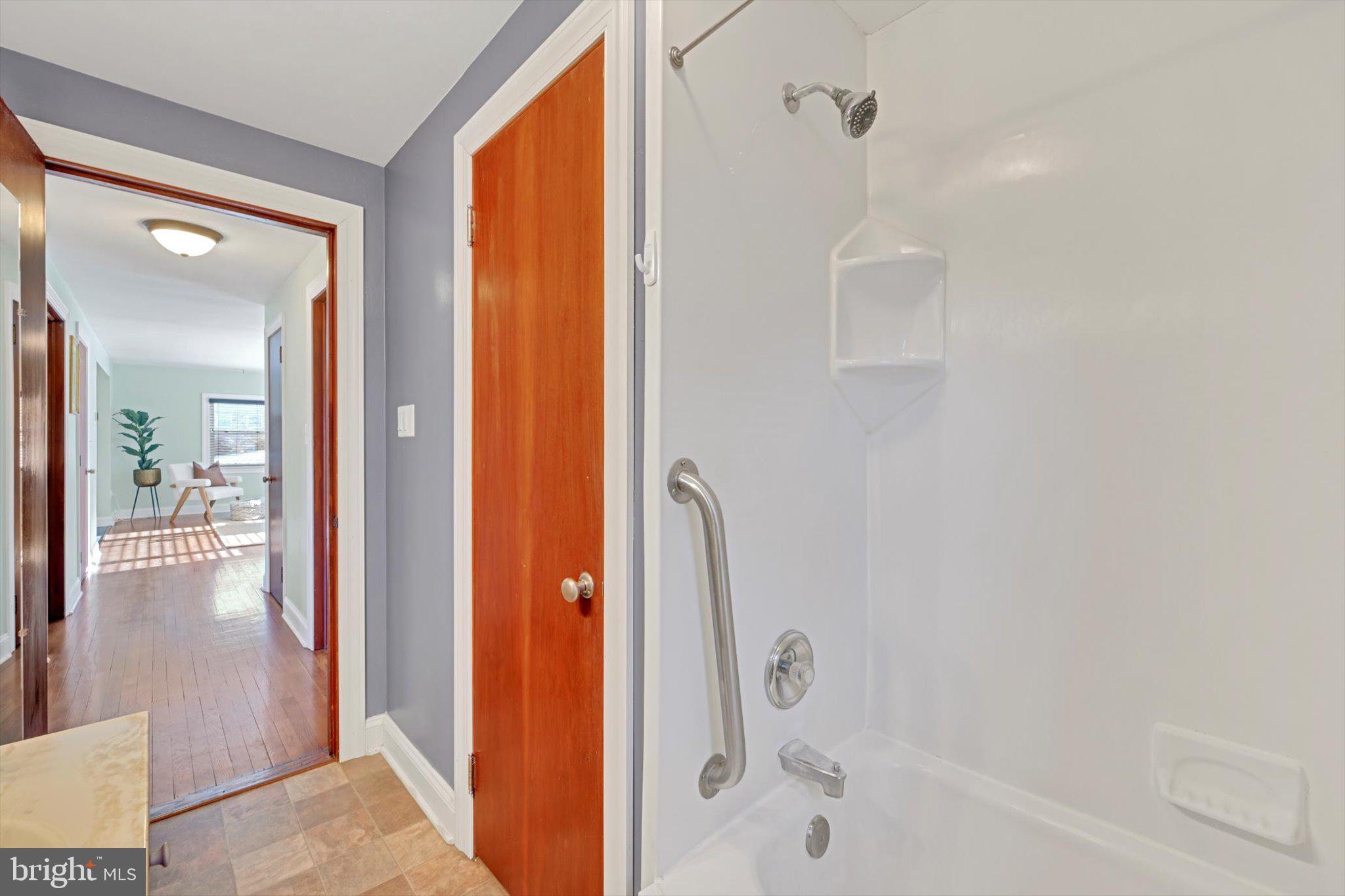 AKRON BOROUGH - Residential