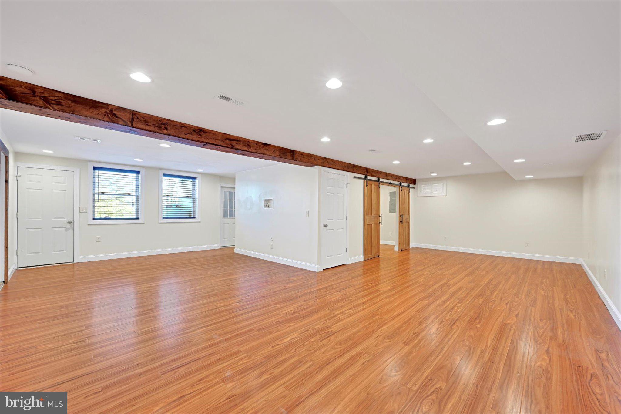 AKRON BOROUGH - Residential