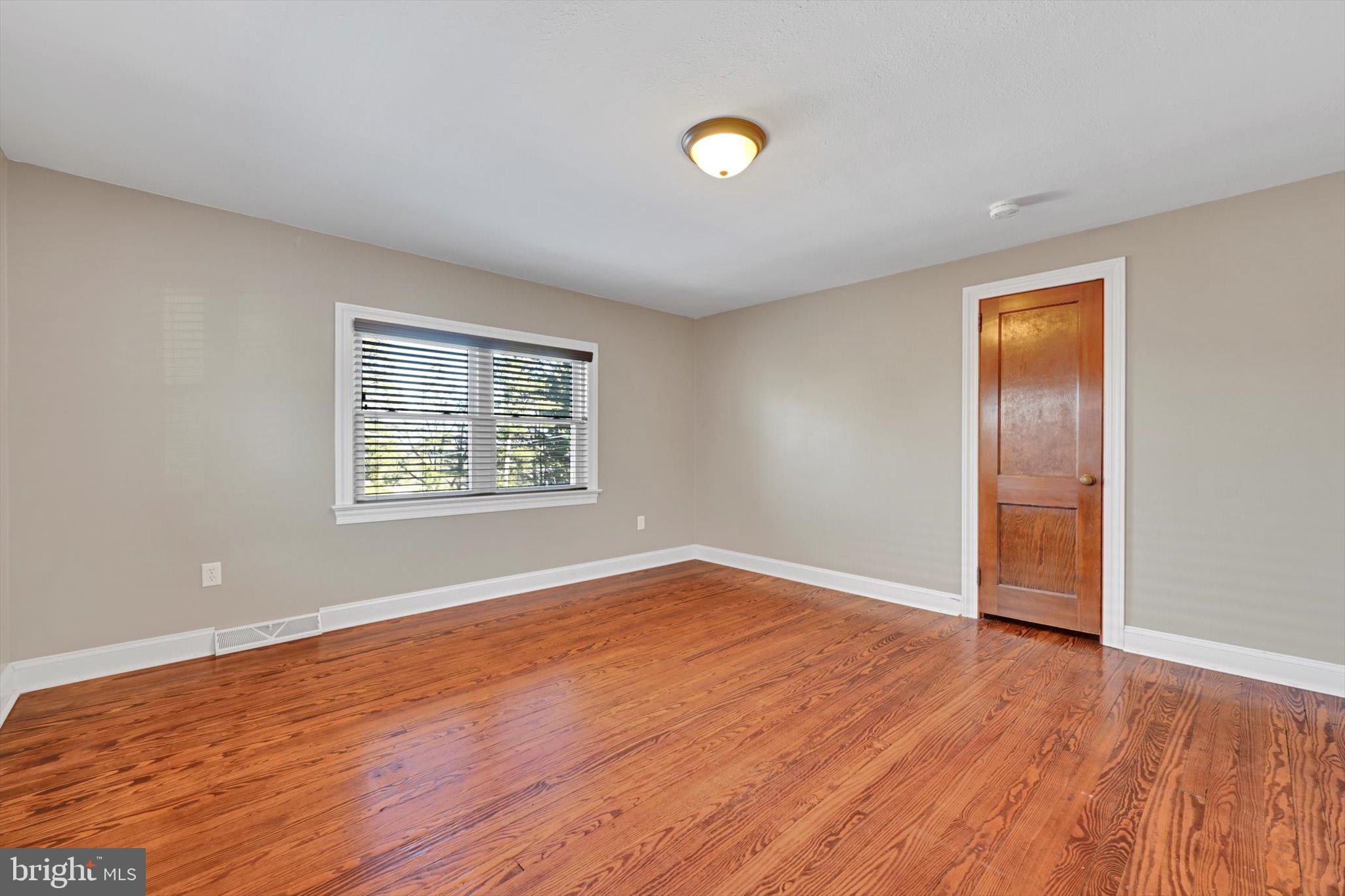 AKRON BOROUGH - Residential