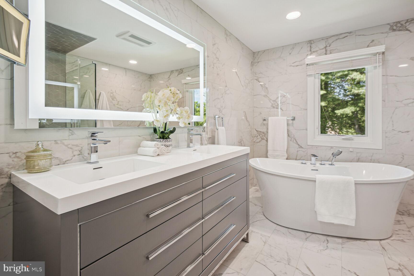 LAKE NORMANDY ESTATES - Residential