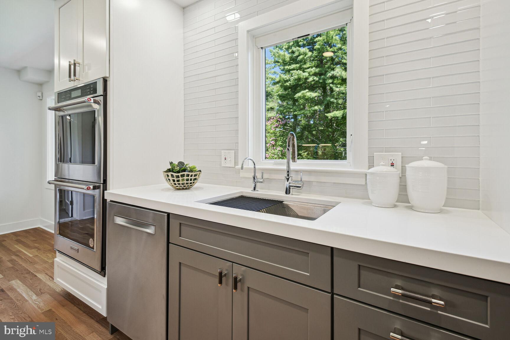 LAKE NORMANDY ESTATES - Residential