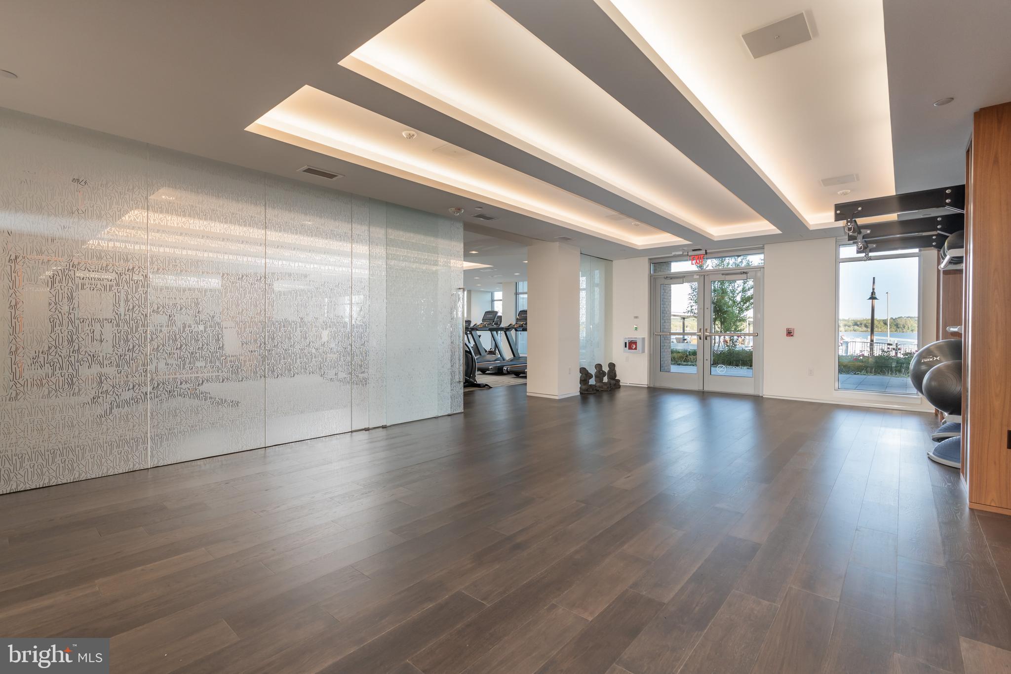 ROBINSON LANDING - Residential