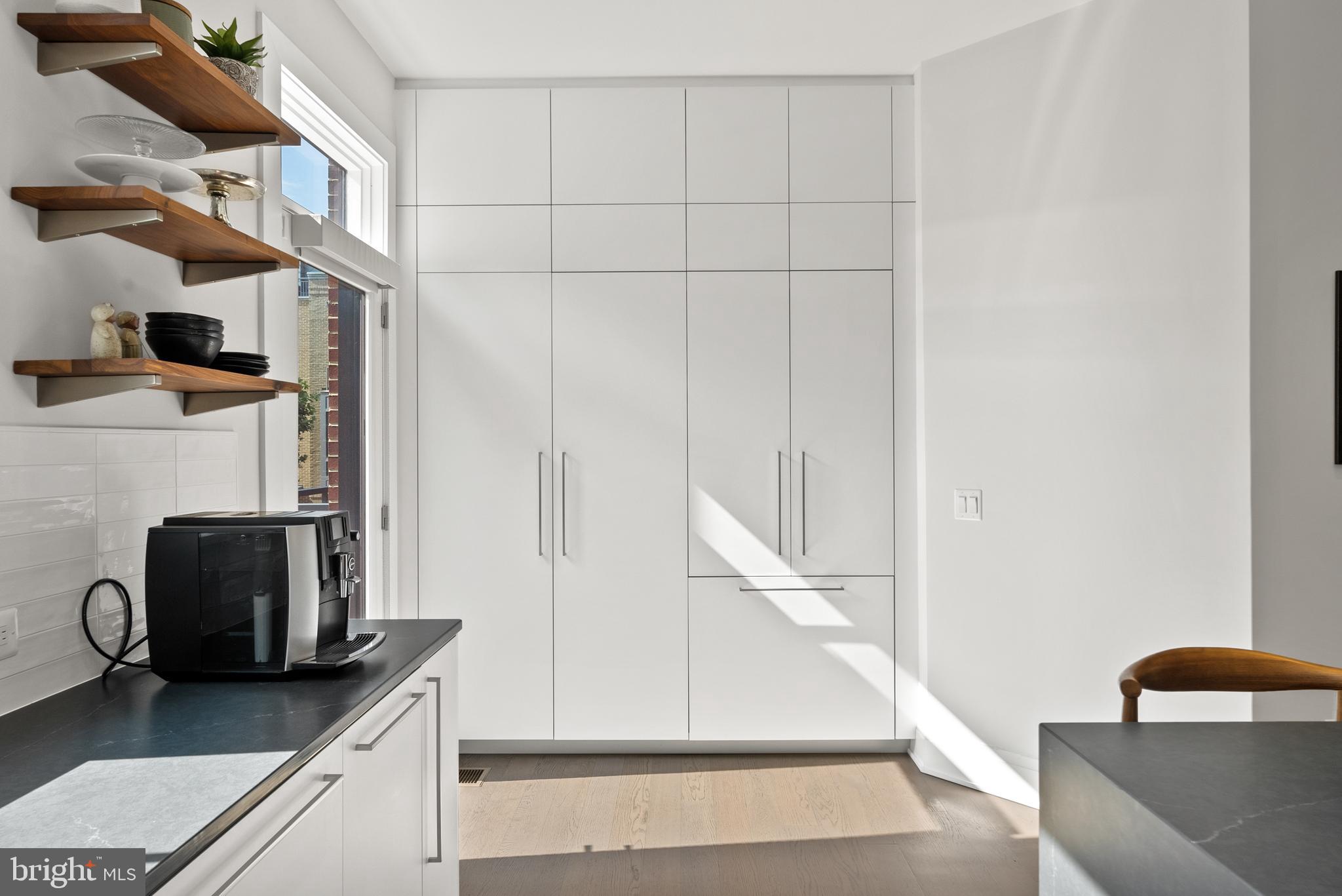 ROBINSON LANDING - Residential