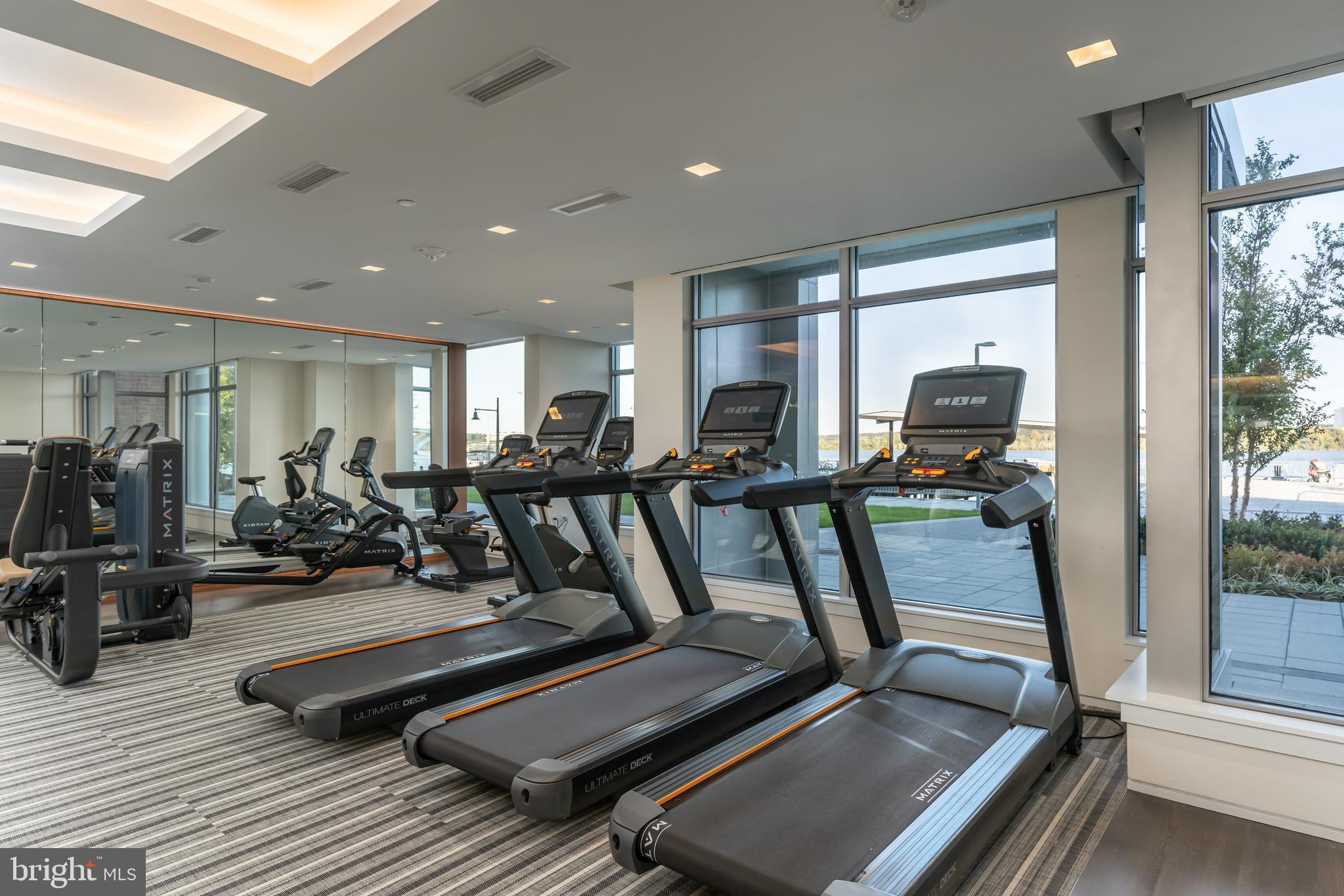 ROBINSON LANDING - Residential