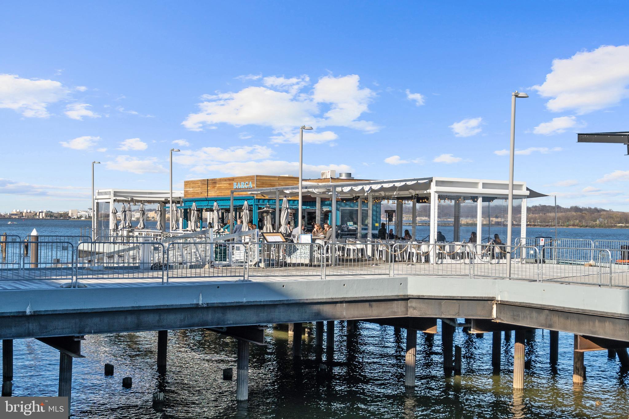 ROBINSON LANDING - Residential