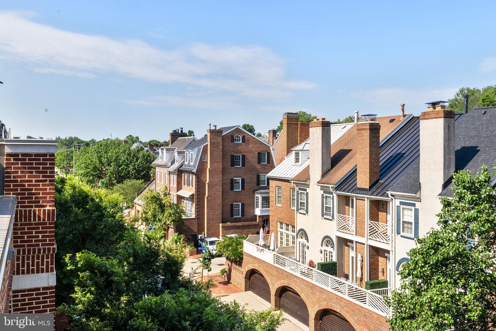 ROBINSON LANDING - Residential