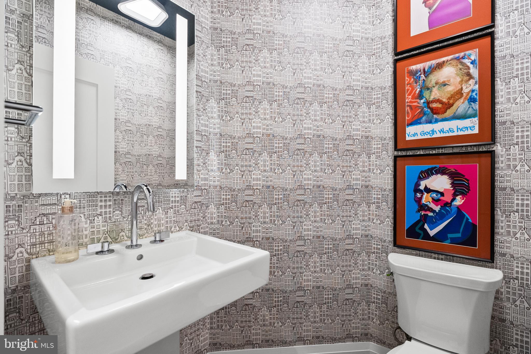 ROBINSON LANDING - Residential