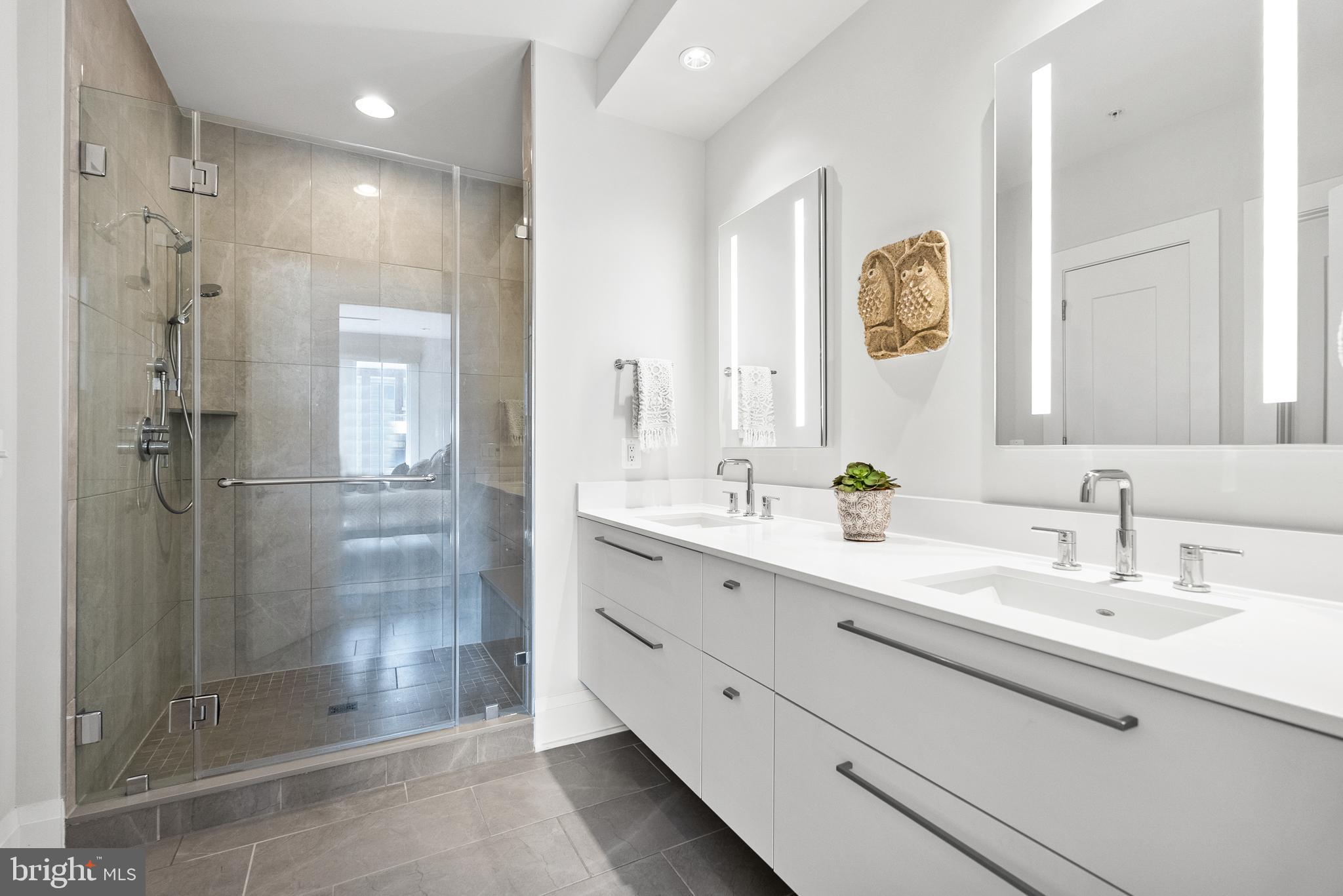 ROBINSON LANDING - Residential