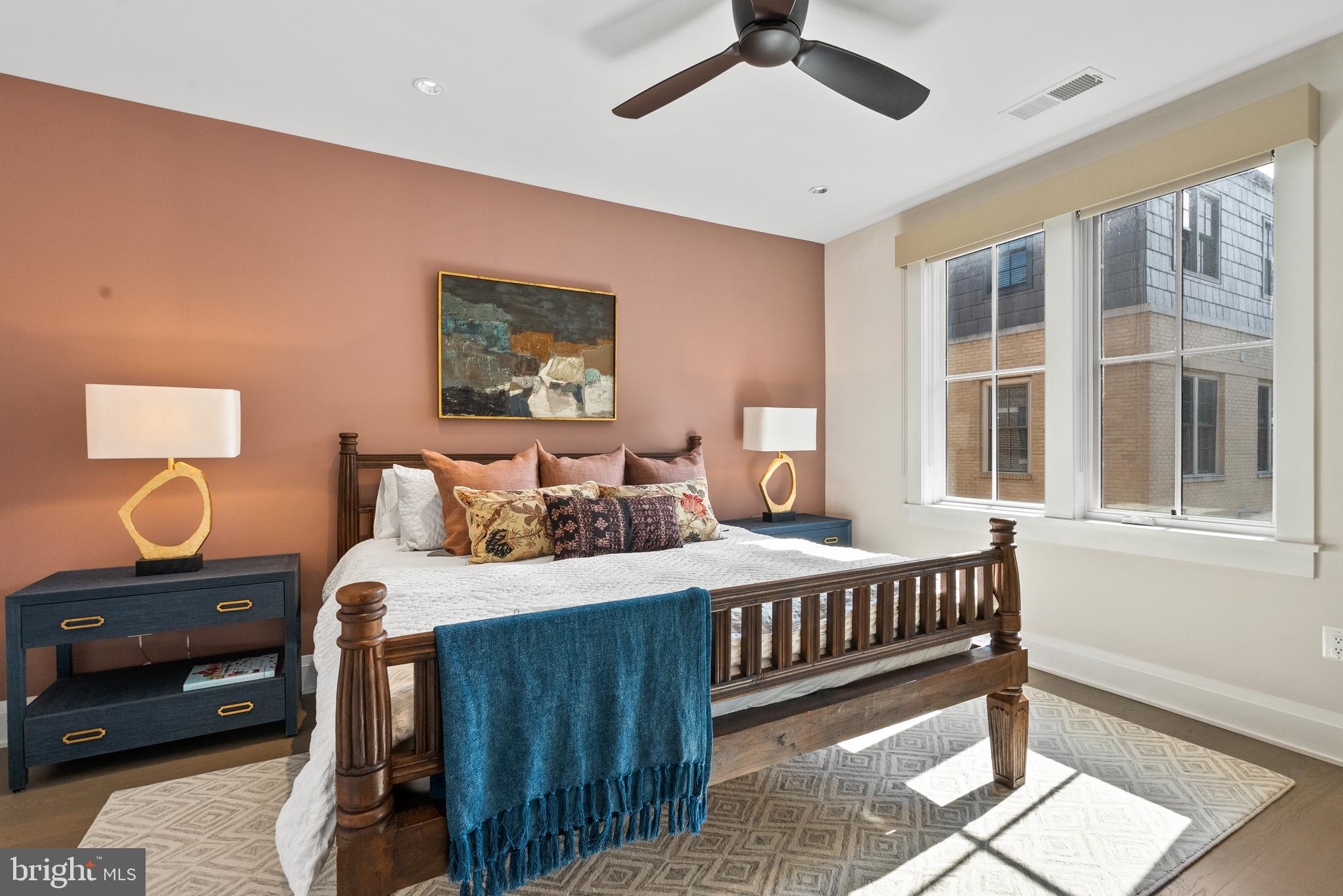 ROBINSON LANDING - Residential