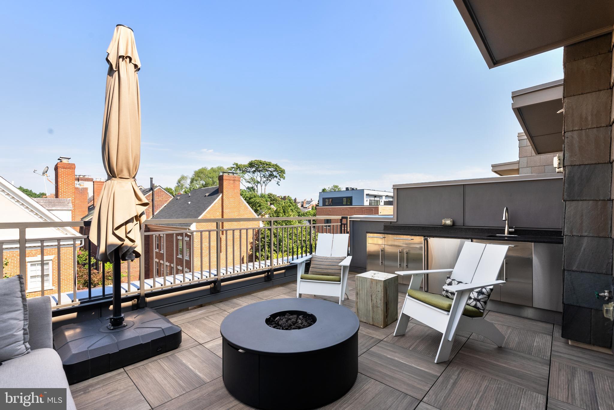 ROBINSON LANDING - Residential