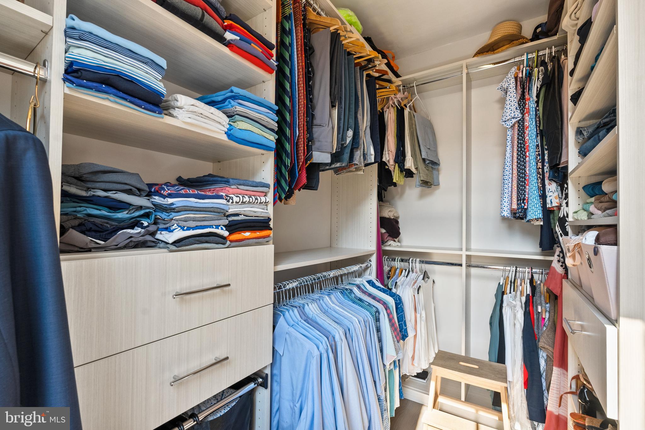 ROBINSON LANDING - Residential