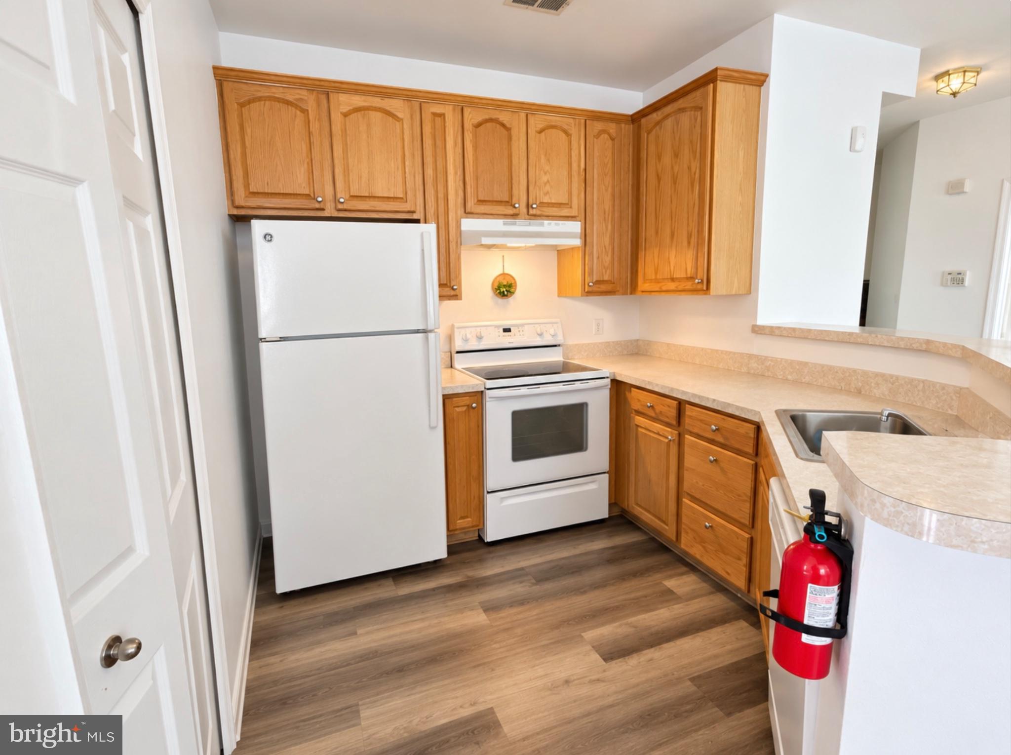15614 EVERGLADE LANE 306