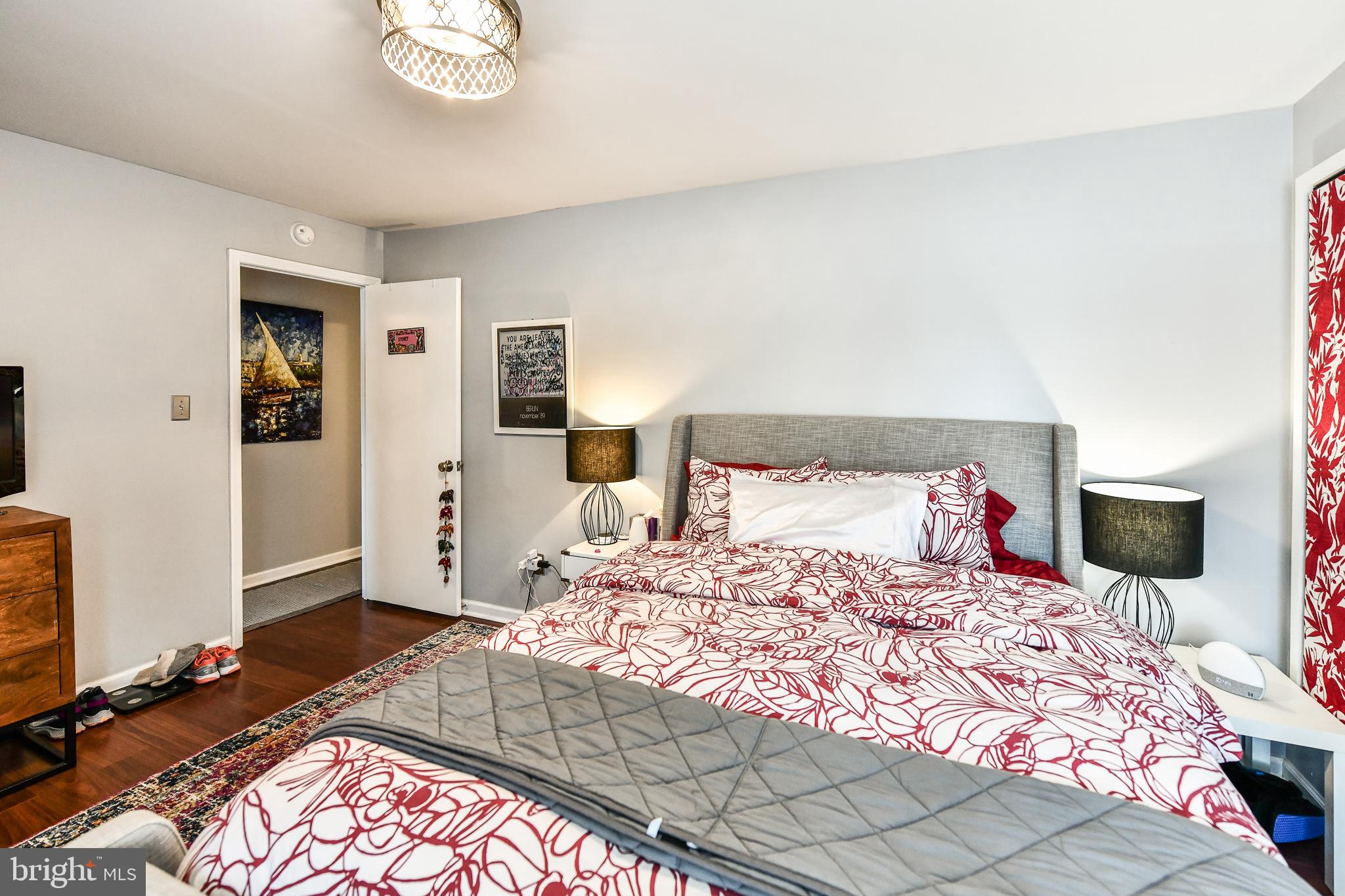 LAFAYETTE PARK - Residential Lease