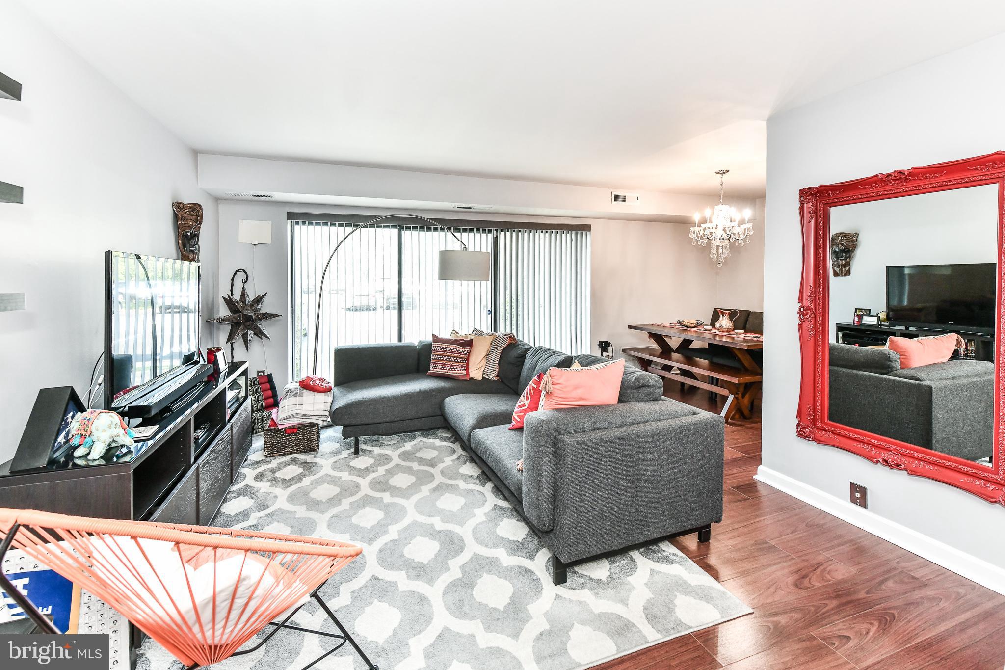 LAFAYETTE PARK - Residential Lease