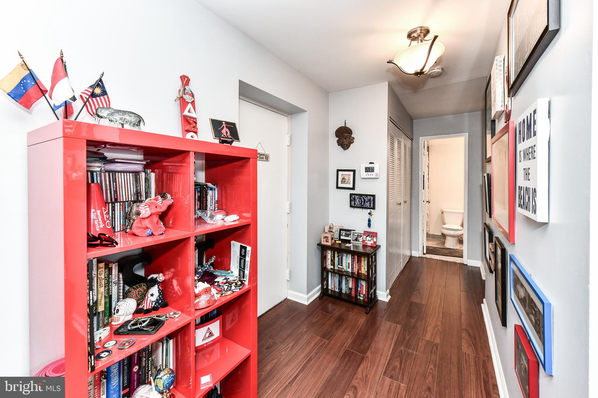 LAFAYETTE PARK - Residential Lease