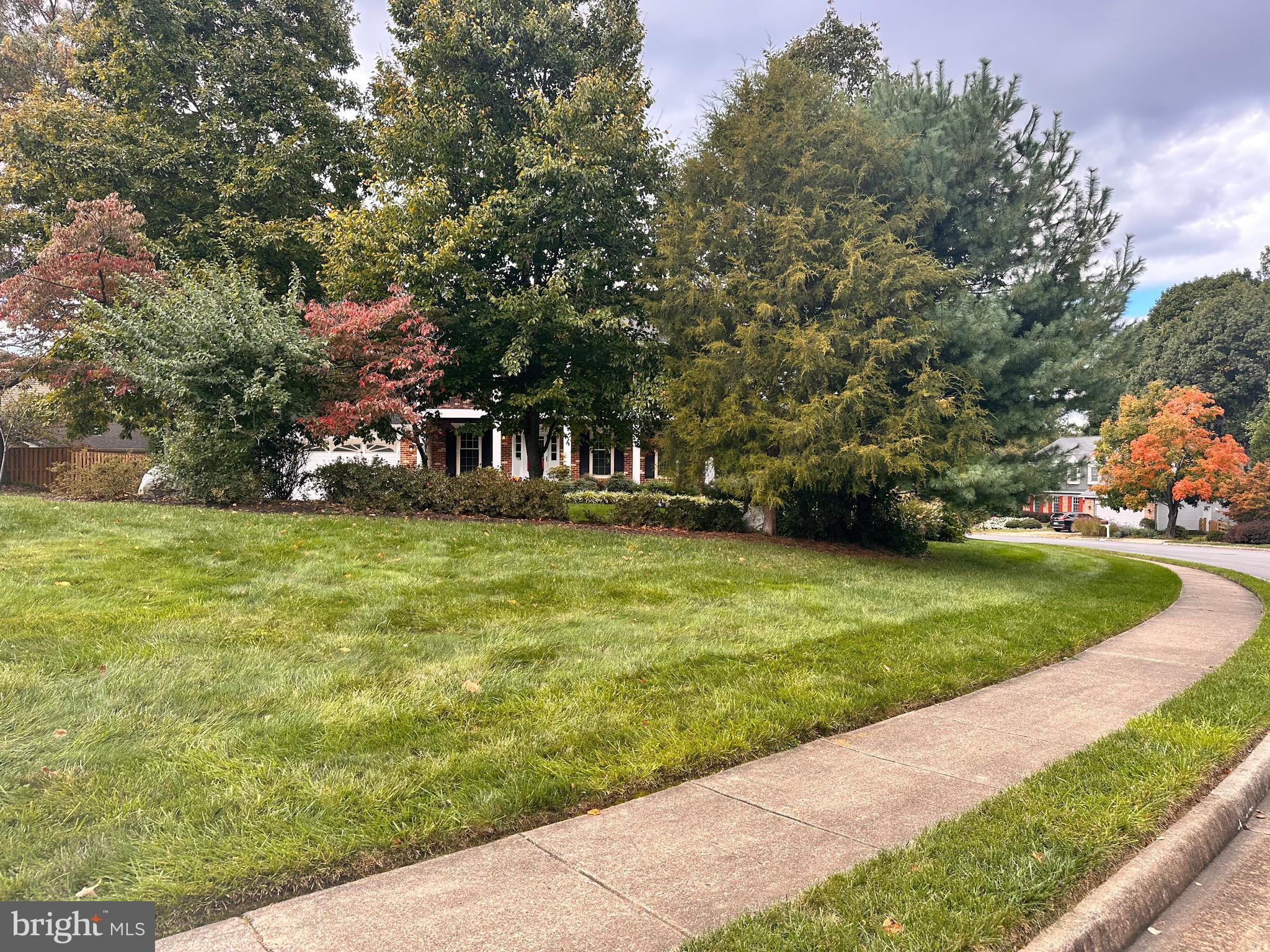 10030 GLENCROFT COURT