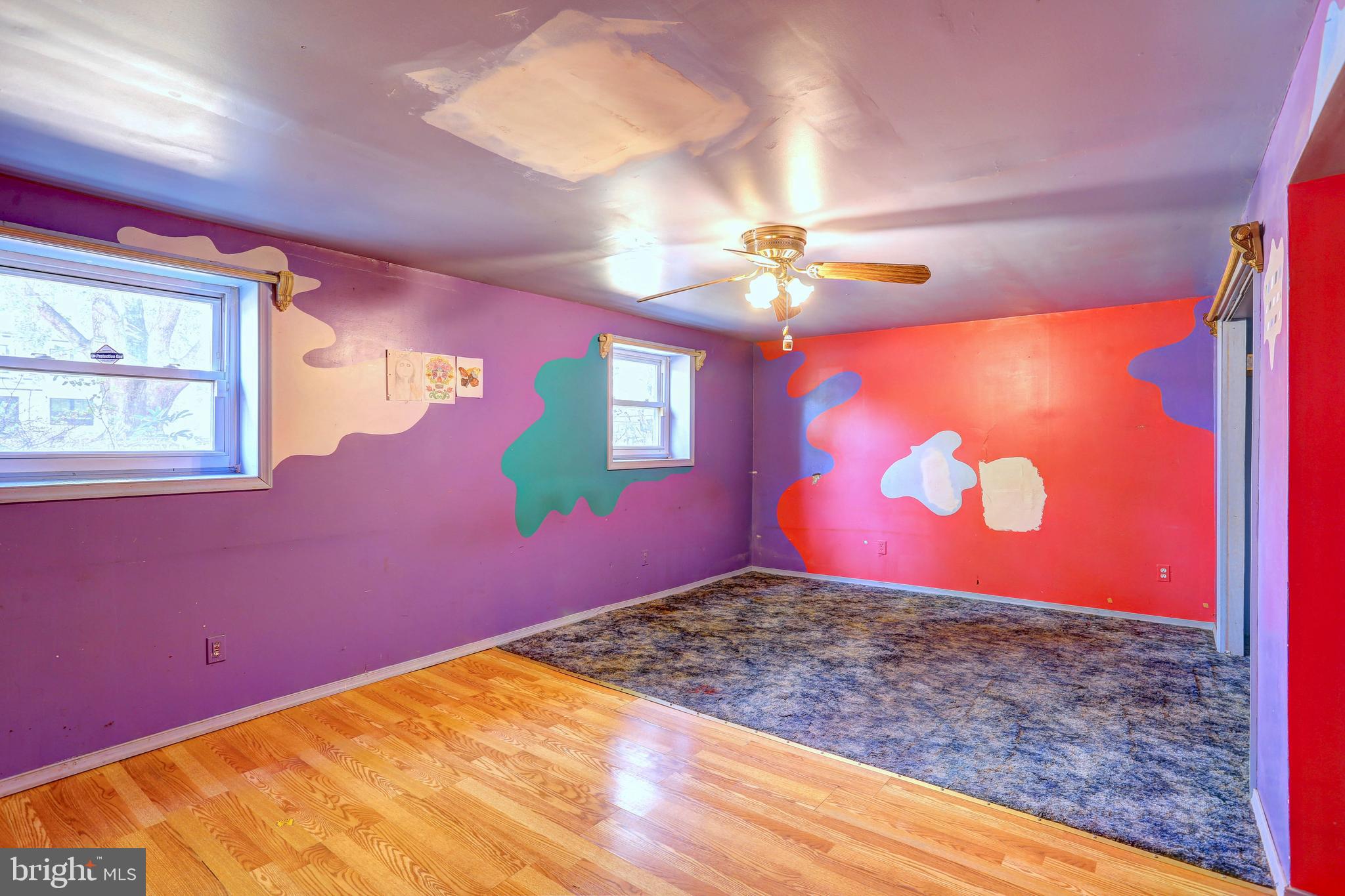 SHORELAND - Residential