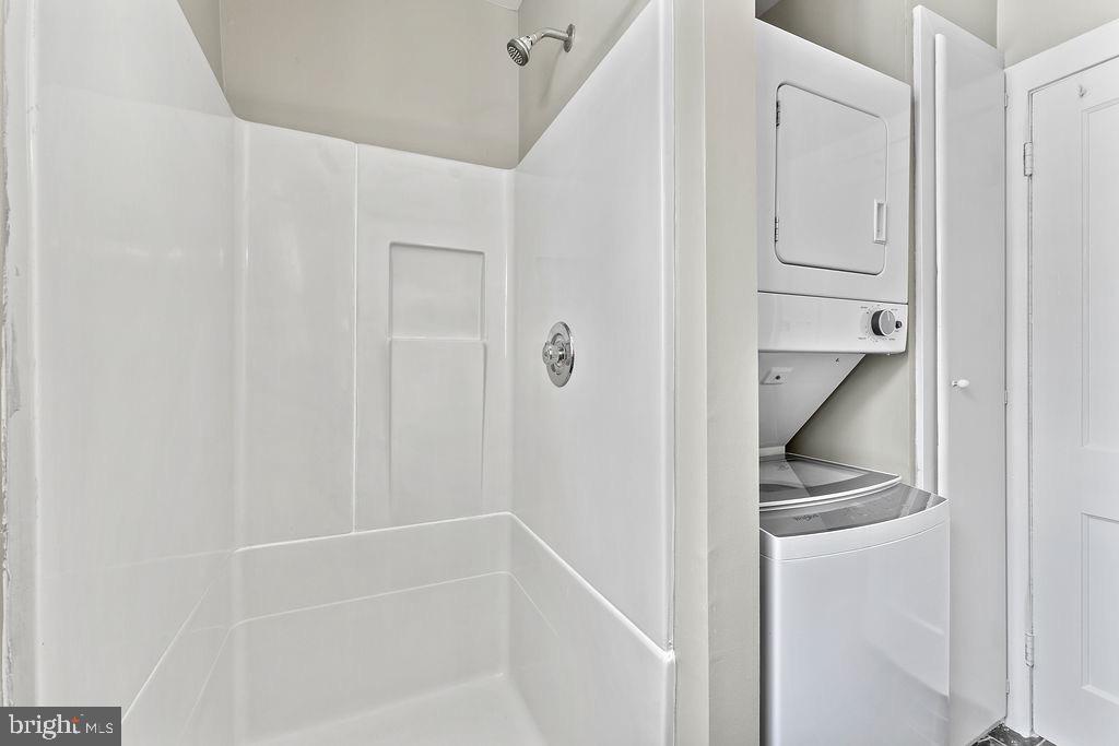 COLLEGE HEIGHTS - Residential