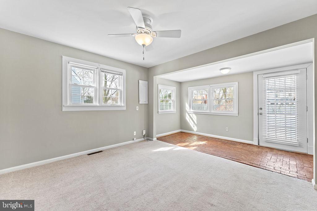 COLLEGE HEIGHTS - Residential