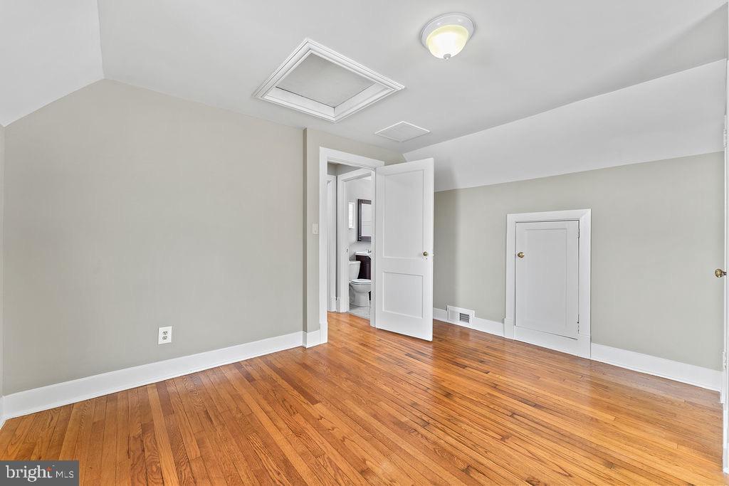 COLLEGE HEIGHTS - Residential