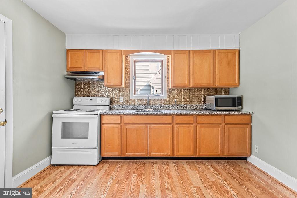 COLLEGE HEIGHTS - Residential