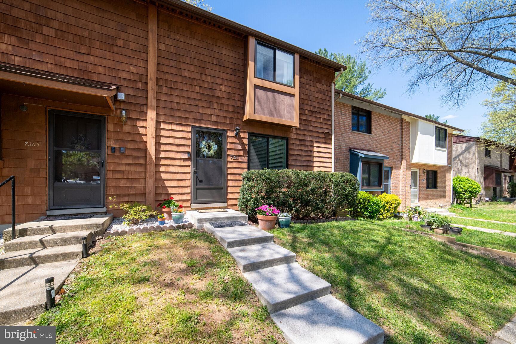 WOODLAKE - Residential