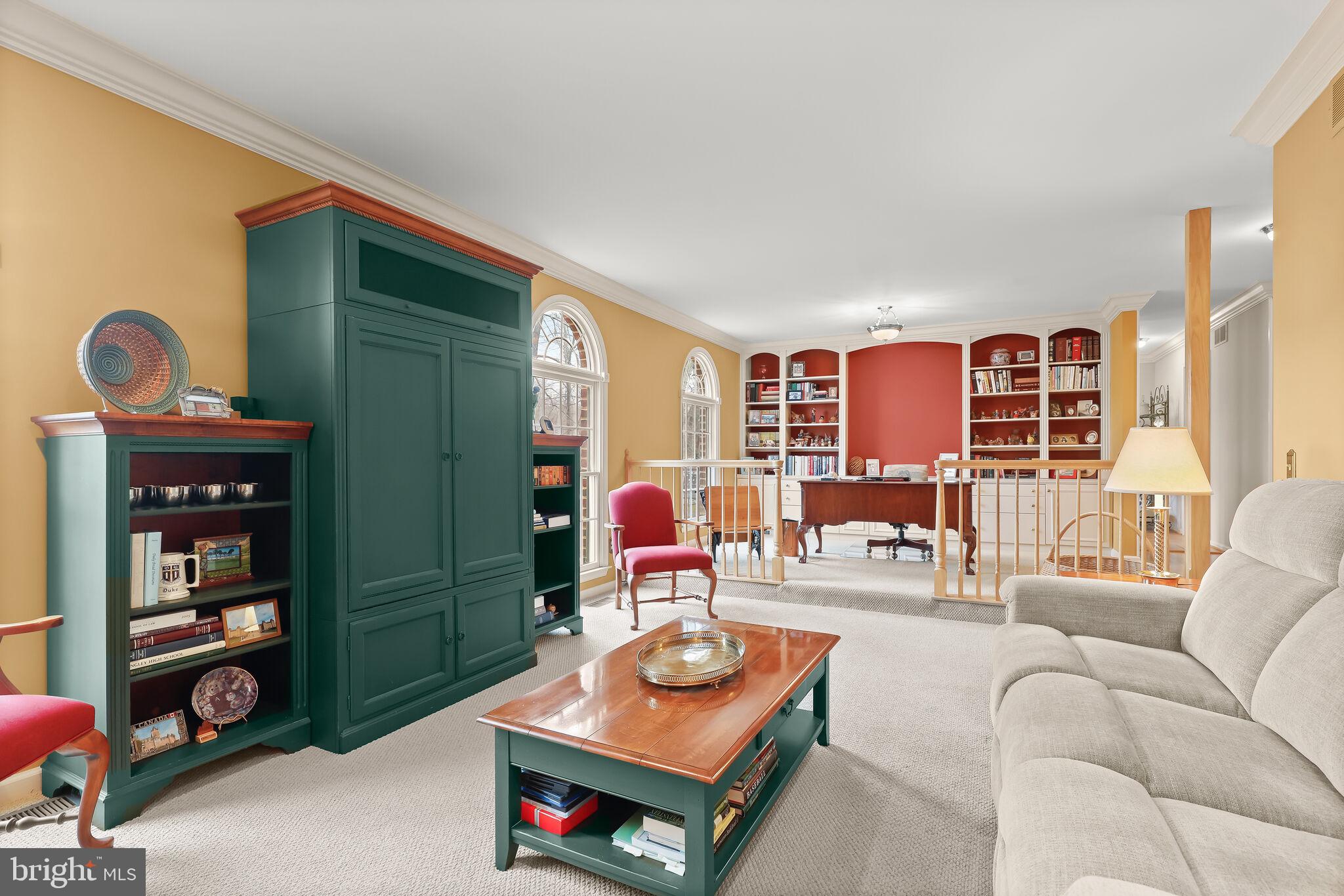 RIVER DOWNS - Residential