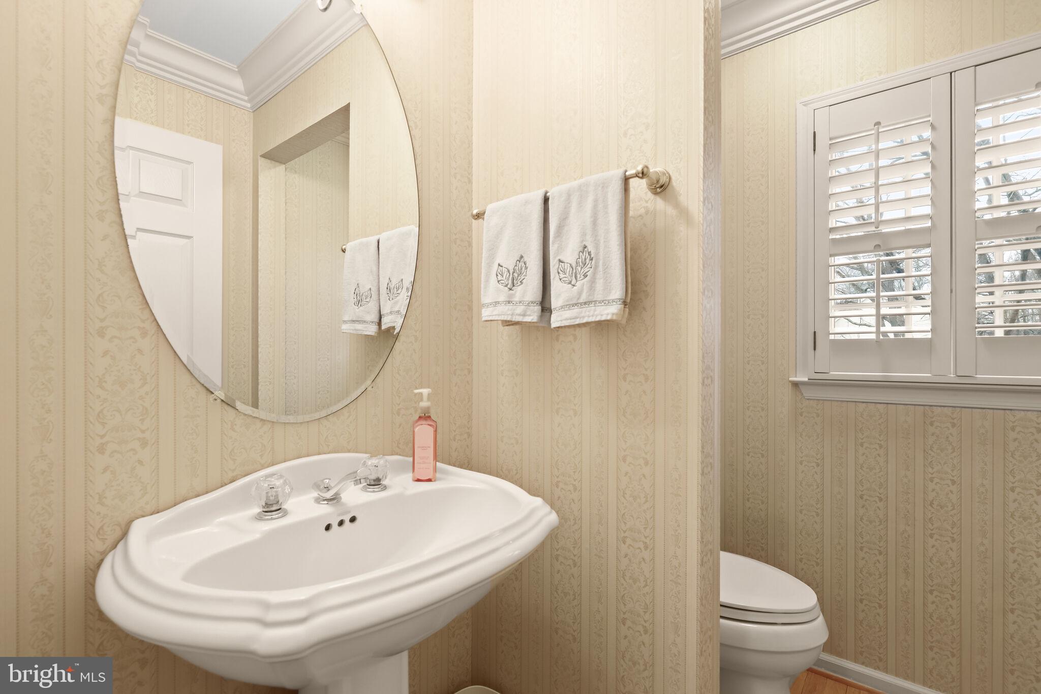 RIVER DOWNS - Residential