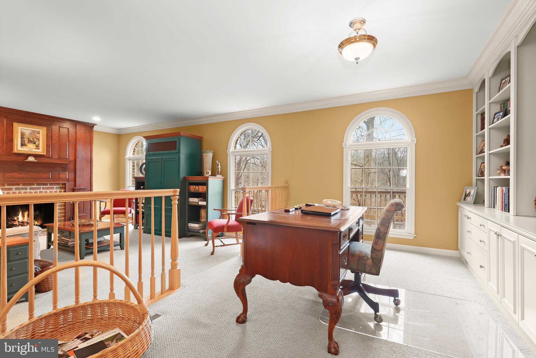 RIVER DOWNS - Residential