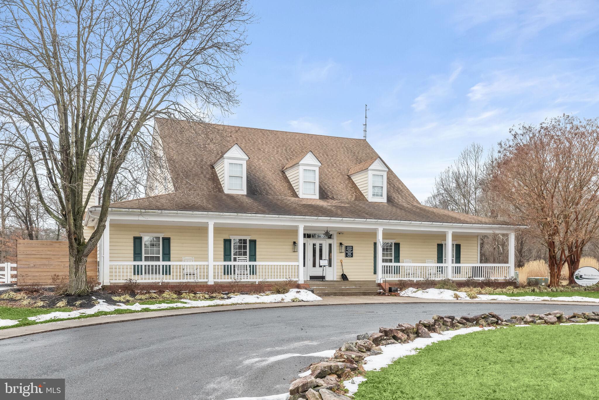 RIVER DOWNS - Residential