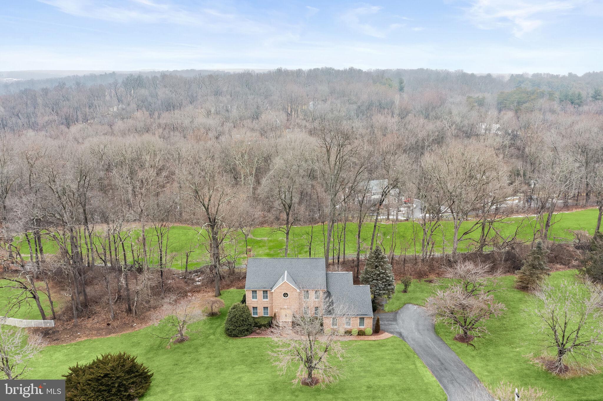 RIVER DOWNS - Residential