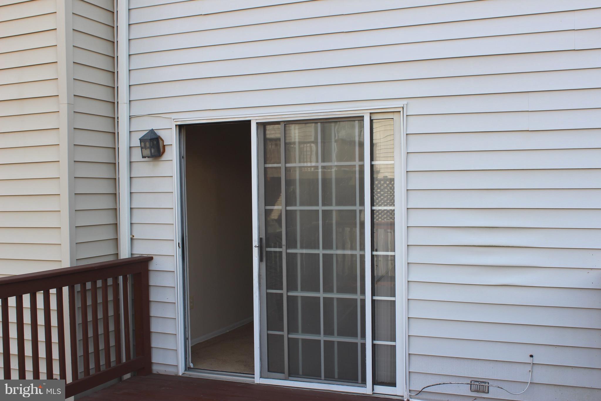 ROLLING CREST - Residential Lease