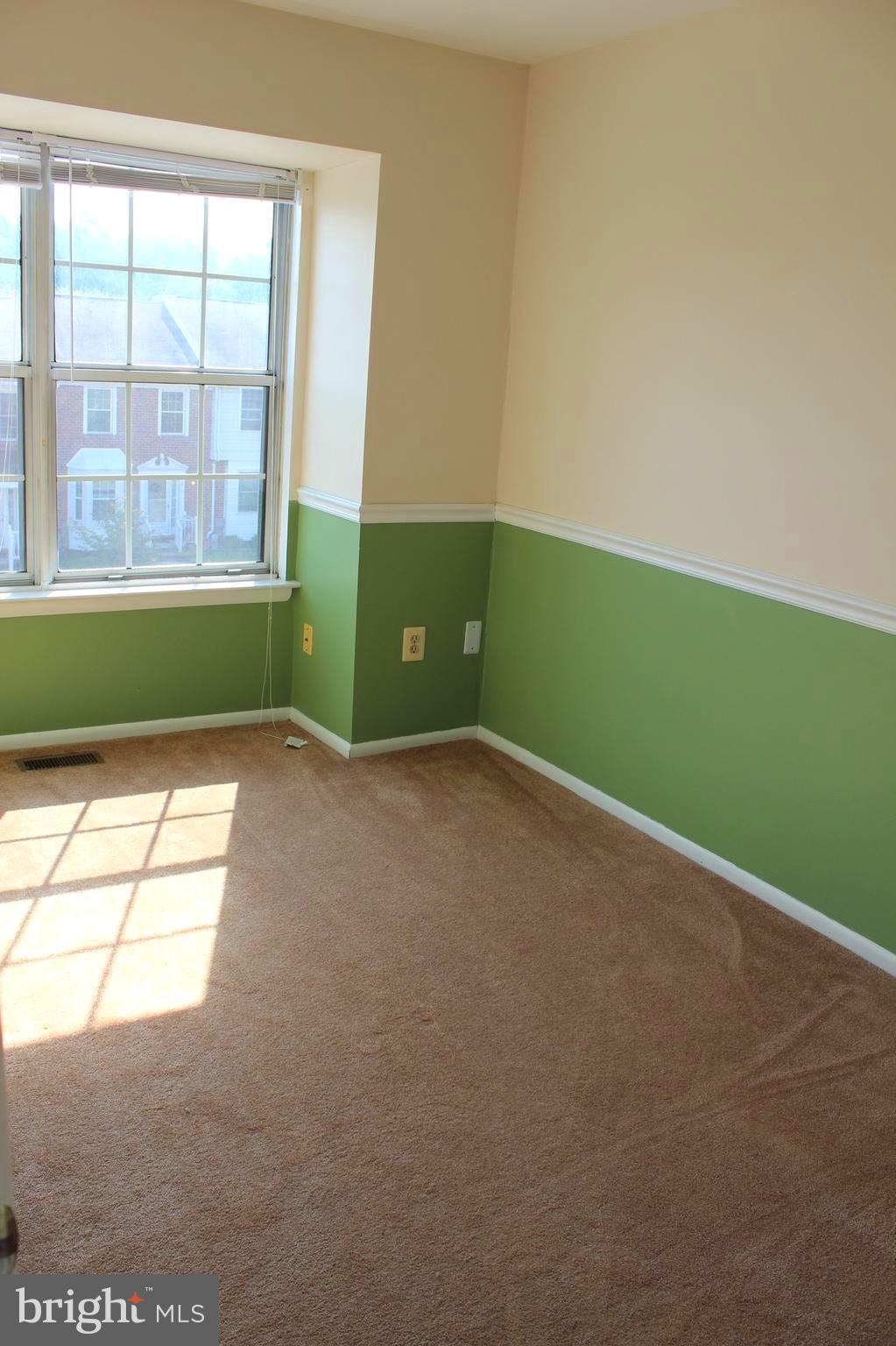 ROLLING CREST - Residential Lease