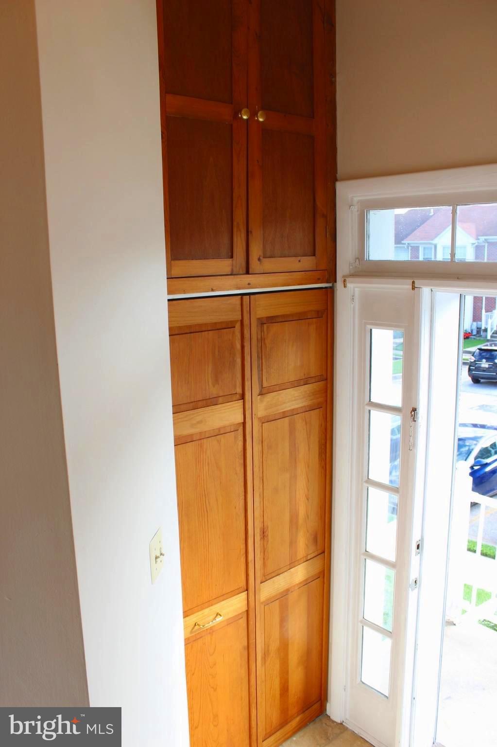 ROLLING CREST - Residential Lease