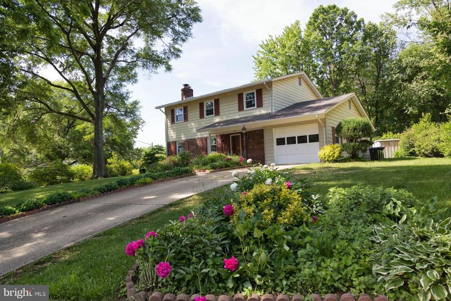 A MUST SEE! This house has it all- Prime Location in Tysons and Move In Ready. 4 BR, 2 1/2 BA, 1 car garage colonial house. One mile from Tysons shopping mall and Silver Line metro station, close to I-495, I-66, Airport,Washington D.C,Schools. Updated kitchen with stainless steel appliances, updated bathrooms, hardwood floor on main and upper levels.  Quiet & privacy  backyard.Owner R.E license.