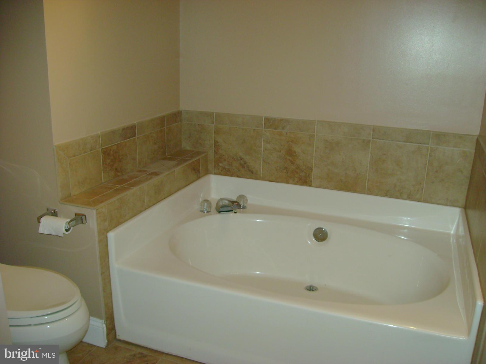 LIFESTYLE AT SULLY STATION - Residential Lease