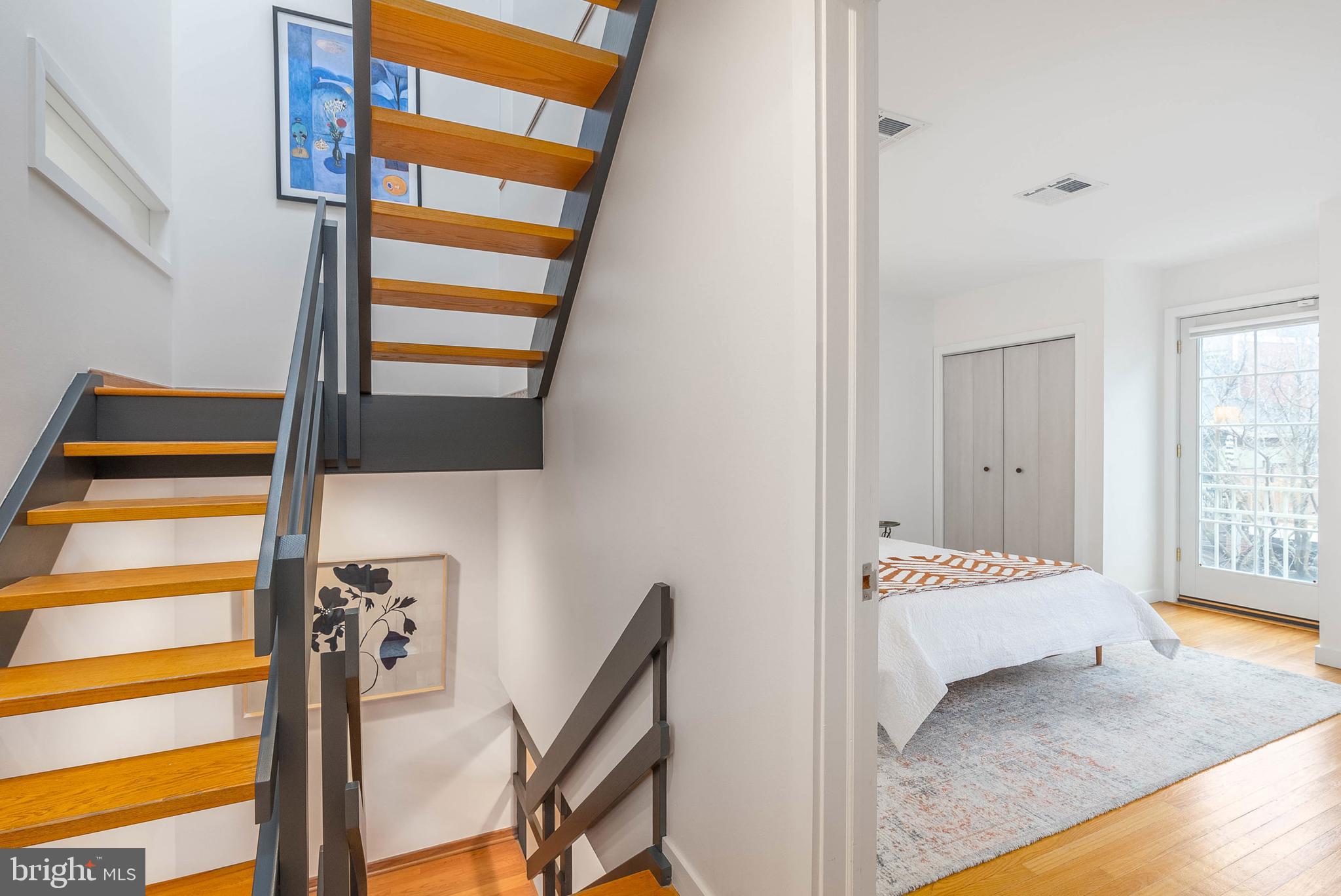 WASHINGTON SQ WEST - Residential