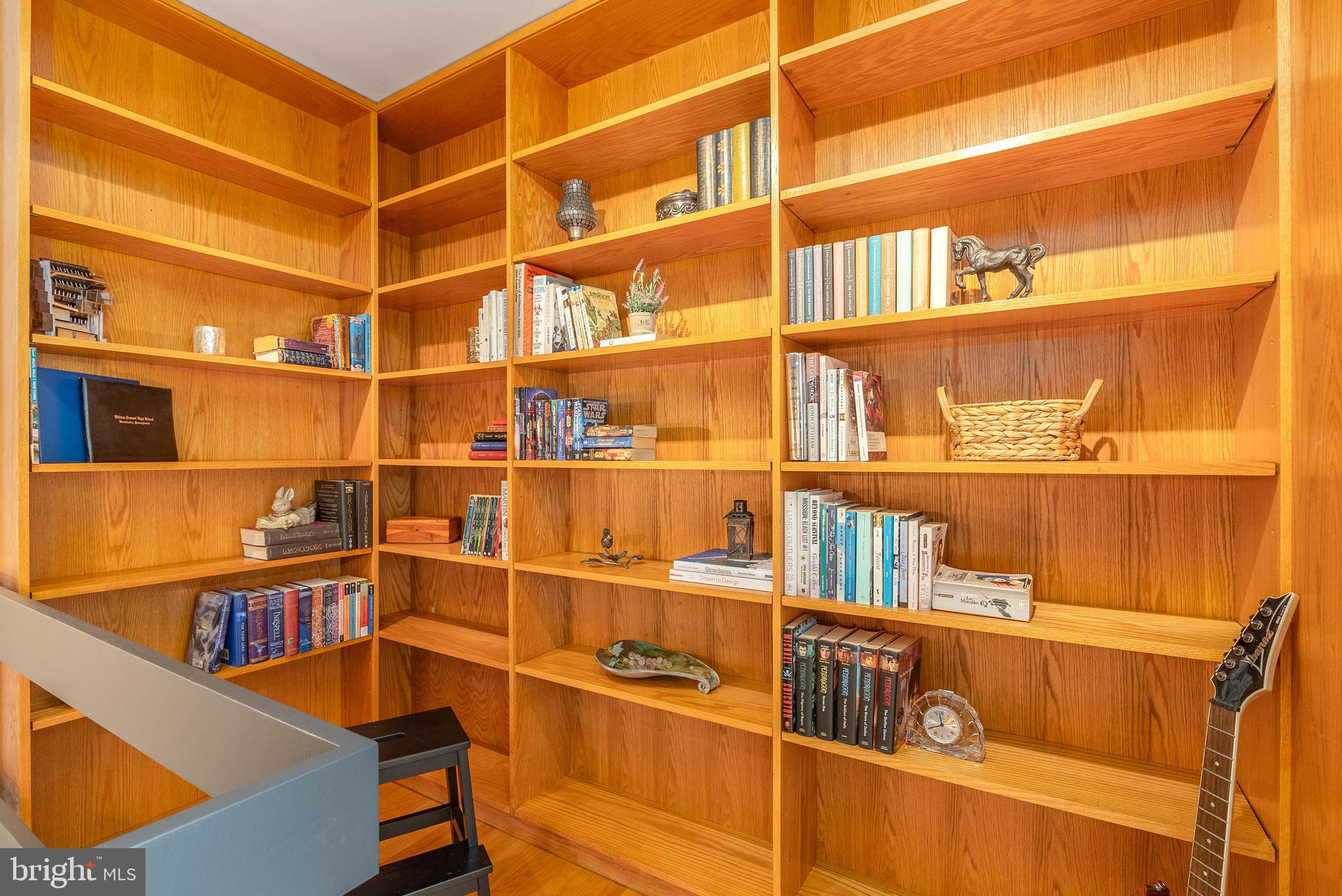 WASHINGTON SQ WEST - Residential