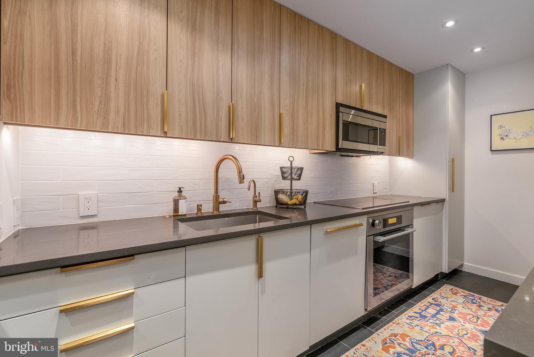 WASHINGTON SQ WEST - Residential