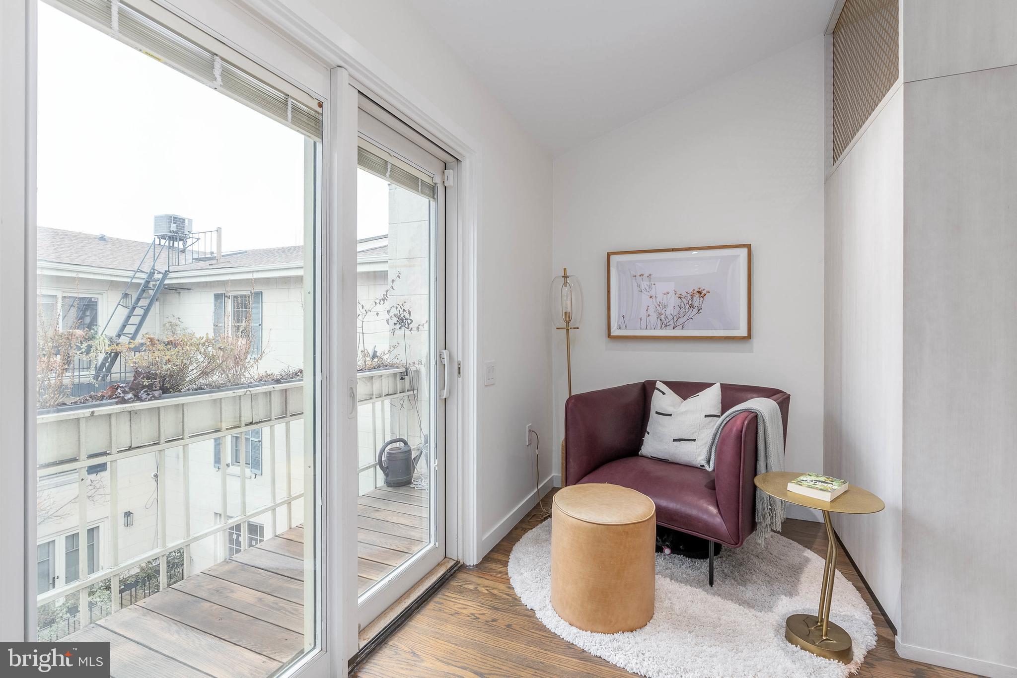 WASHINGTON SQ WEST - Residential