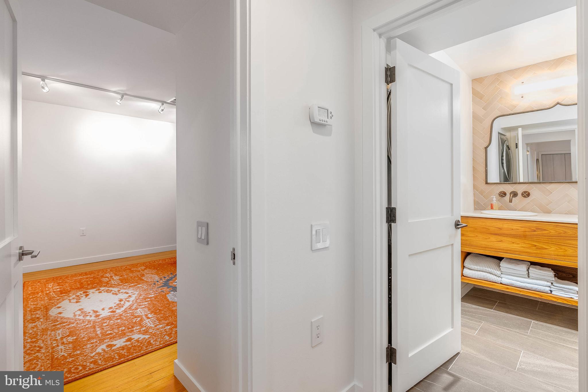 WASHINGTON SQ WEST - Residential