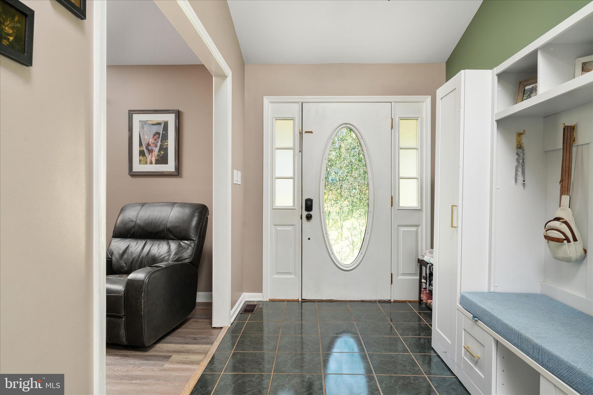 118 MCGILL DRIVE