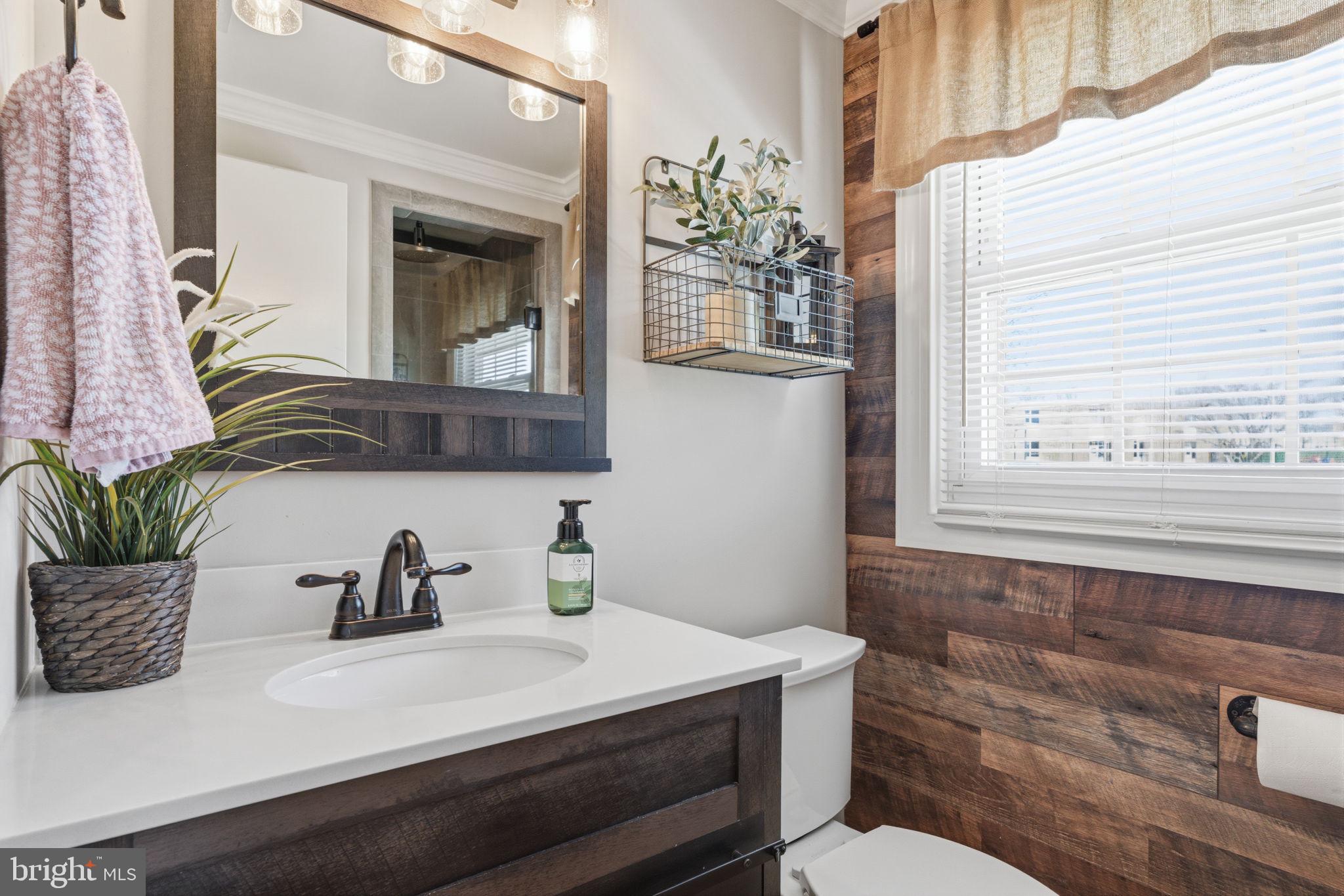 TWIN OAKS - Residential